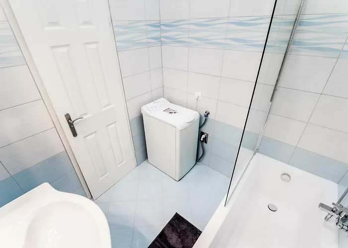 Bpr Turquoise Simplicity Budapest