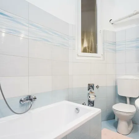 Bpr Turquoise Simplicity Apartamento Budapeste